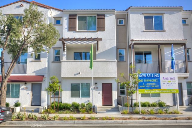 11454 Artesia, Artesia, CA 90701