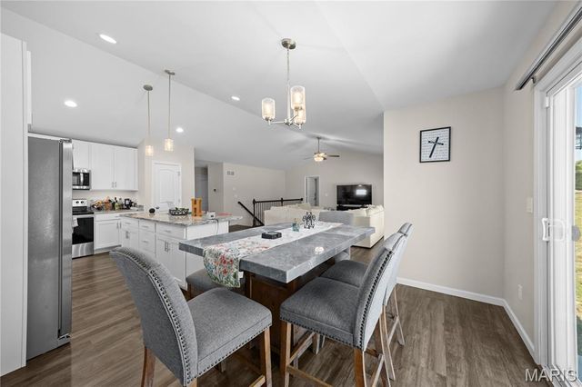 3422 Chippewa Drive, Belleville, IL 62221