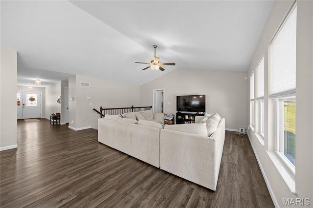 3422 Chippewa Drive, Belleville, IL 62221