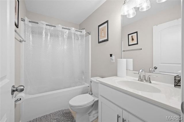 3422 Chippewa Drive, Belleville, IL 62221