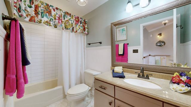 407 Country Club Ct, Clarksville, TN 37043