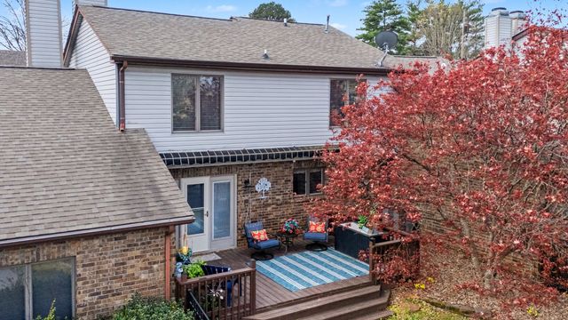 407 Country Club Ct, Clarksville, TN 37043