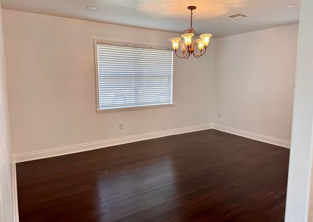 1025 Hickory St, Morgan City, LA 70380