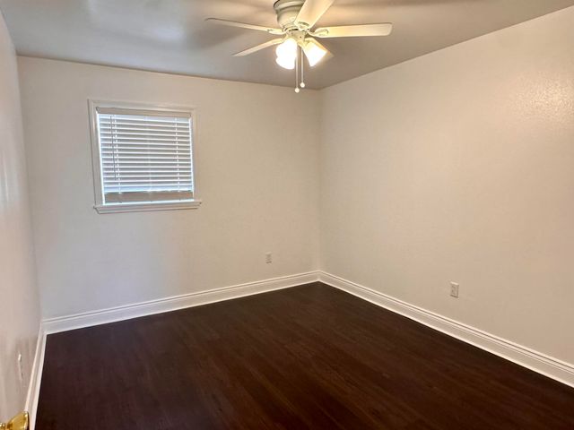 1025 Hickory St, Morgan City, LA 70380