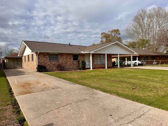 1025 Hickory St, Morgan City, LA 70380