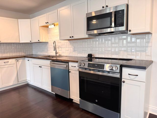 1025 Hickory St, Morgan City, LA 70380