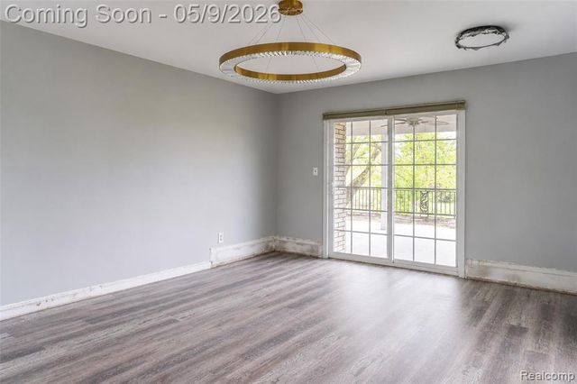 21411 Pontiac Trail, South Lyon, MI 48178