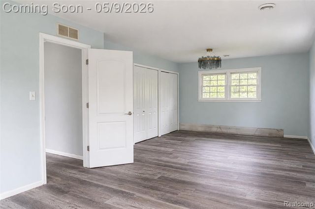21411 Pontiac Trail, South Lyon, MI 48178