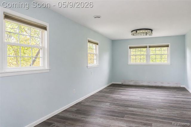 21411 Pontiac Trail, South Lyon, MI 48178