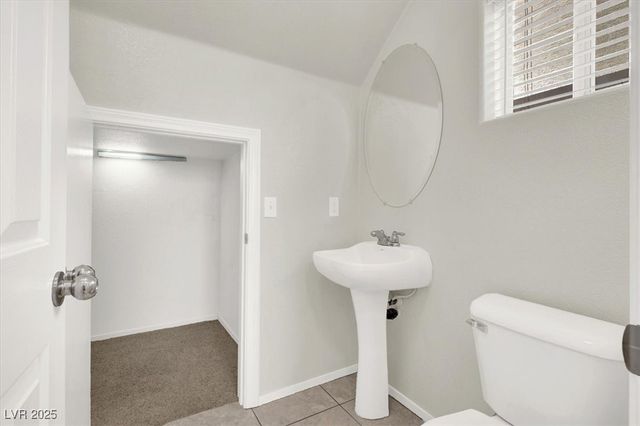 6909 Graceful Cloud Avenue, Henderson, NV 89011