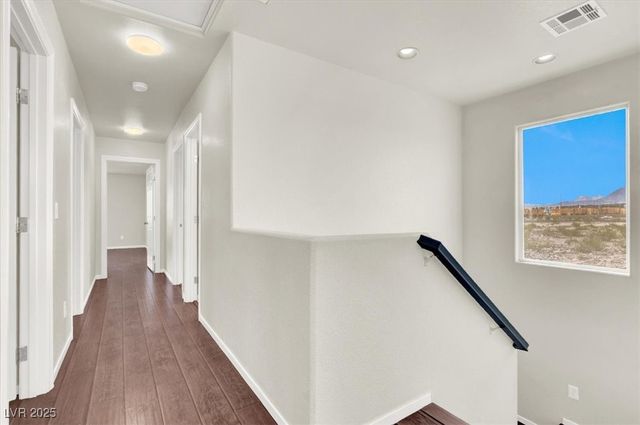 6909 Graceful Cloud Avenue, Henderson, NV 89011