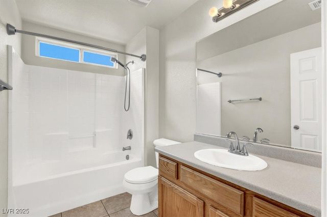 6909 Graceful Cloud Avenue, Henderson, NV 89011