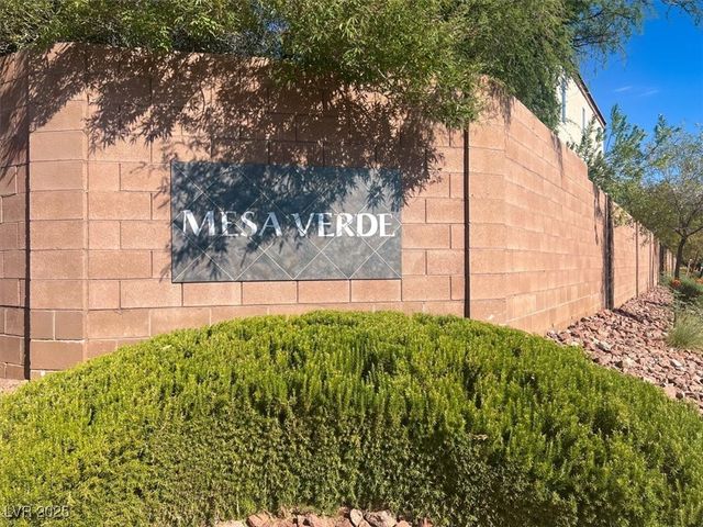 6909 Graceful Cloud Avenue, Henderson, NV 89011