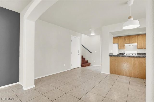 6909 Graceful Cloud Avenue, Henderson, NV 89011