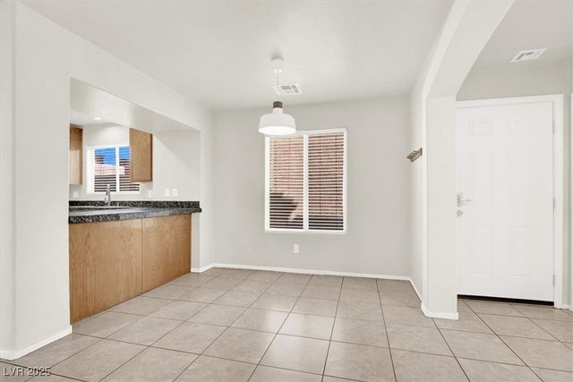 6909 Graceful Cloud Avenue, Henderson, NV 89011