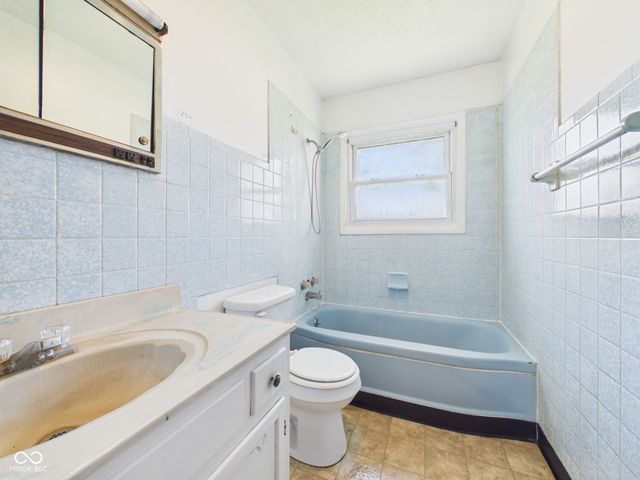 2822 Apache Drive, Anderson, IN 46012