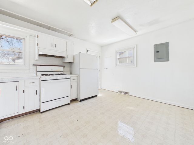 2822 Apache Drive, Anderson, IN 46012
