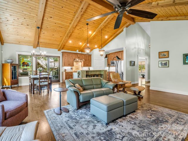 16 Panther Gap Road, Black Mountain, NC 28711