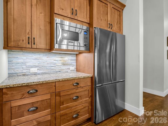 16 Panther Gap Road, Black Mountain, NC 28711