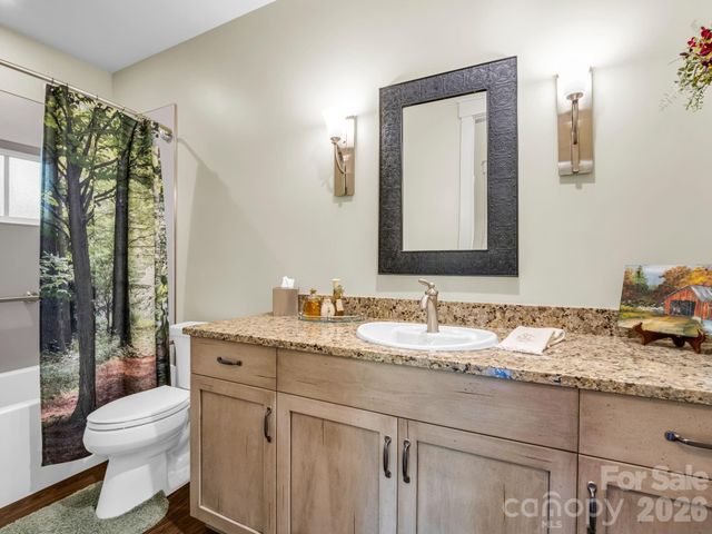 16 Panther Gap Road, Black Mountain, NC 28711