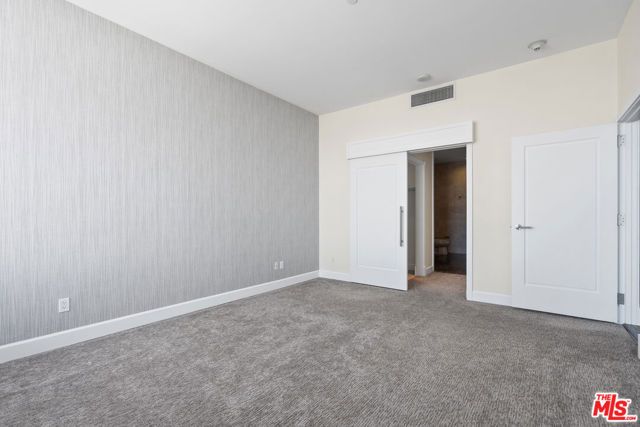 900 W Olympic Boulevard 38F, Los Angeles, CA 90015