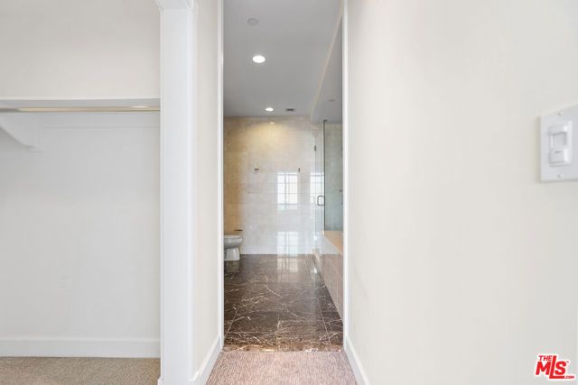 900 W Olympic Boulevard 38F, Los Angeles, CA 90015