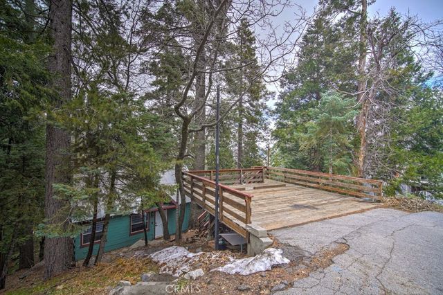 582 Rose Lane, Twin Peaks, CA 92391