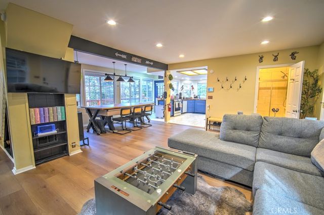 582 Rose Lane, Twin Peaks, CA 92391