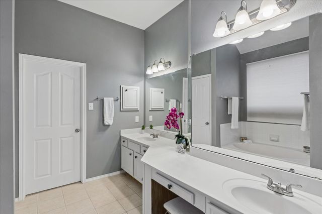 5948 Hillview Drive, Watauga, TX 76148
