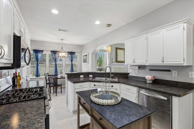 5948 Hillview Drive, Watauga, TX 76148