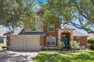 5948 Hillview Drive, Watauga, TX 76148