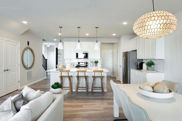 4748 AirLake Curve, Woodbury, MN 55129