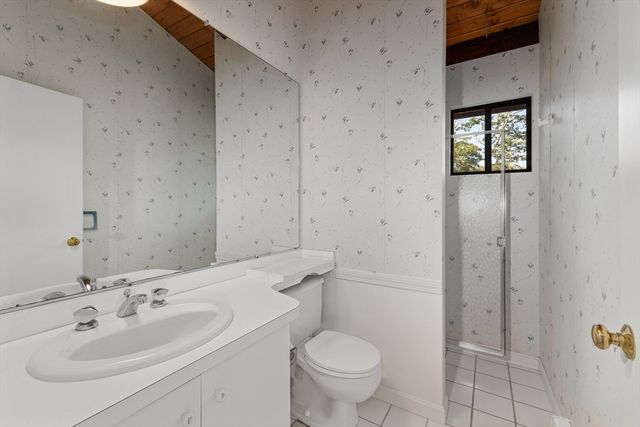 150 Hesperus Ave, Gloucester, MA 01930