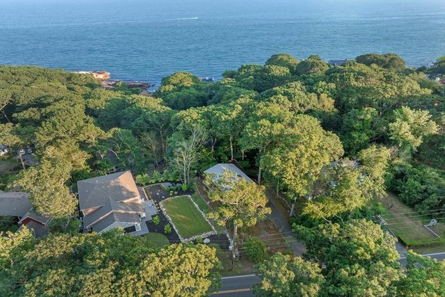 150 Hesperus Ave, Gloucester, MA 01930