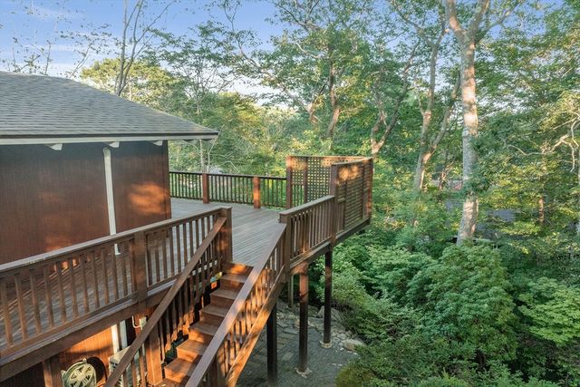 150 Hesperus Ave, Gloucester, MA 01930