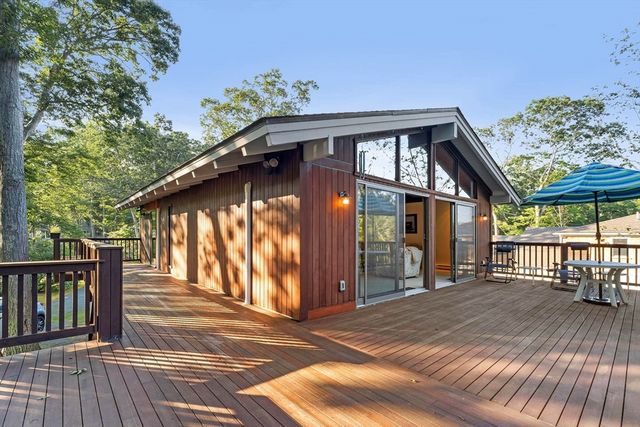 150 Hesperus Ave, Gloucester, MA 01930