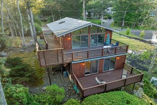 150 Hesperus Ave, Gloucester, MA 01930