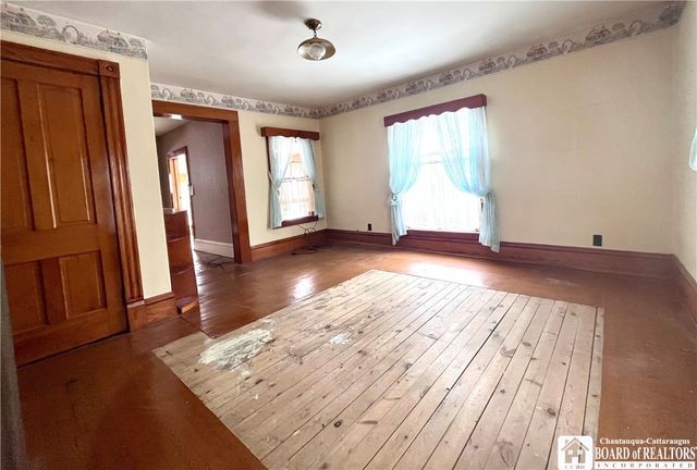 24 Washington Street, New Albion, NY 14719