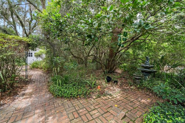 717 NE BOULEVARD, Gainesville, FL 32601