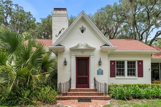 717 NE BOULEVARD, Gainesville, FL 32601
