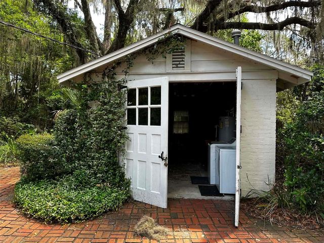 717 NE BOULEVARD, Gainesville, FL 32601