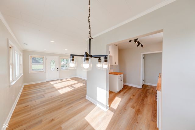 405 W 33rd Street, Anderson, IN 46013