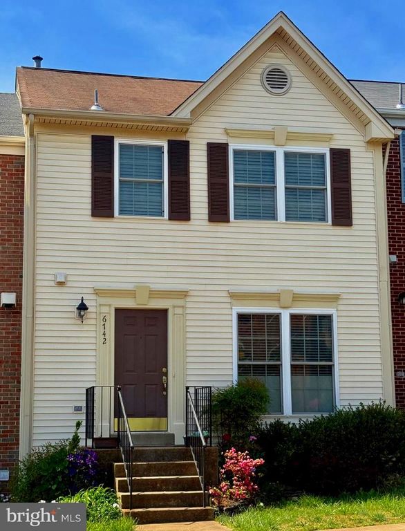 6742 ROCKLEDGE PL, Centreville, VA 20121