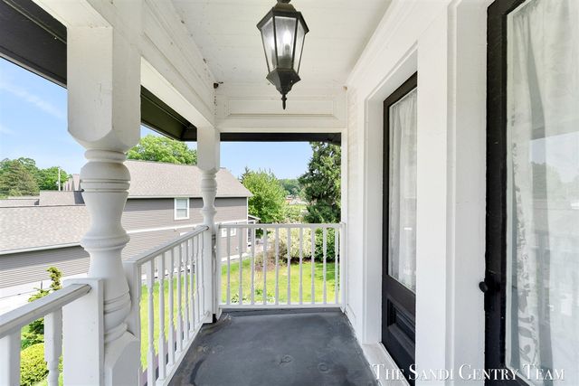 318 Rachaels Way, Spring Lake, MI 49456