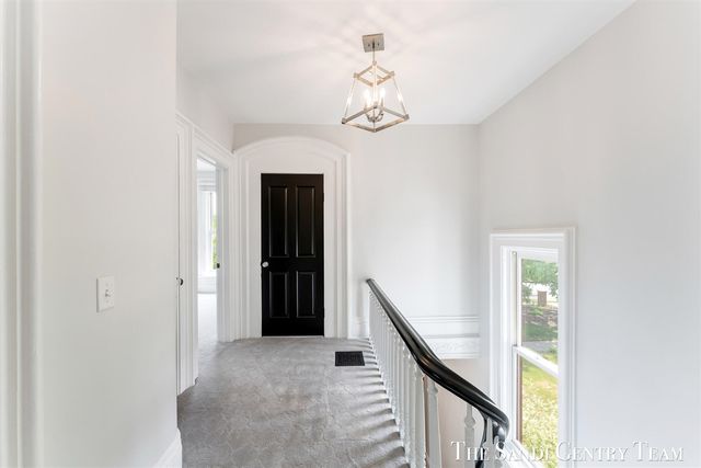 318 Rachaels Way, Spring Lake, MI 49456