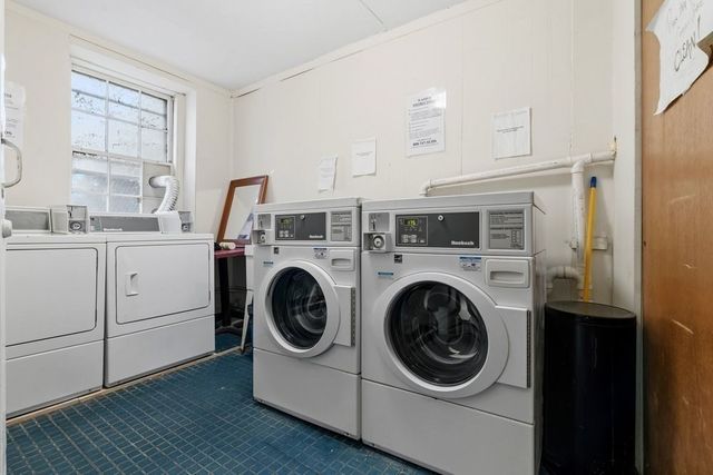 39 Commonwealth Ave 11, Newton, MA 02467