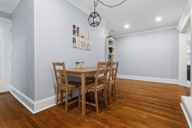 39 Commonwealth Ave 11, Newton, MA 02467