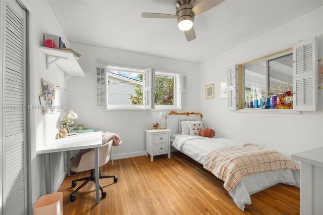 1420 SW 82nd Ave, Miami, FL 33144