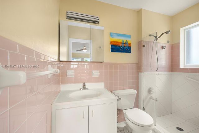 1420 SW 82nd Ave, Miami, FL 33144