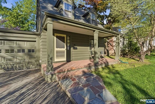 34 Espy Road, Caldwell, NJ 07006